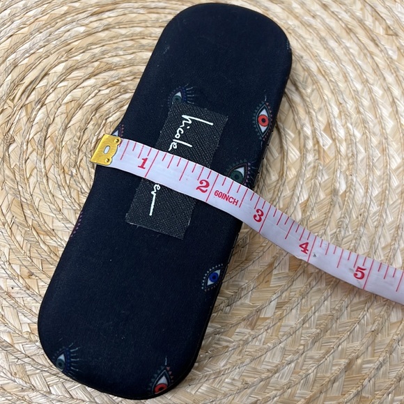 Nicole Miller Fun Print Eyeglasses Case - Picture 11 of 11